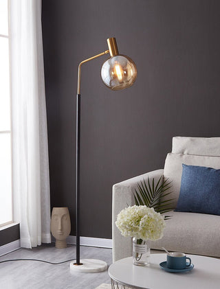 Floor lamps in modern interiors