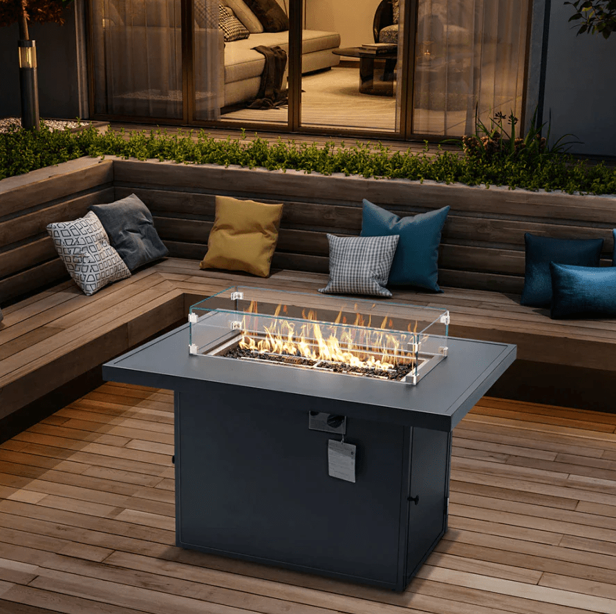 outdoor fire pits | luxury fire pits | square fire pits | fire pits with protection | glass fire pits | spark screen fire pit