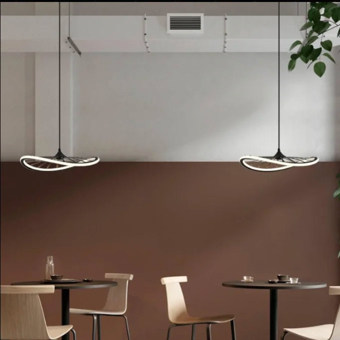 Isca sullo Ionio | Elegant Hat-Shaped Led Pendant Lamp