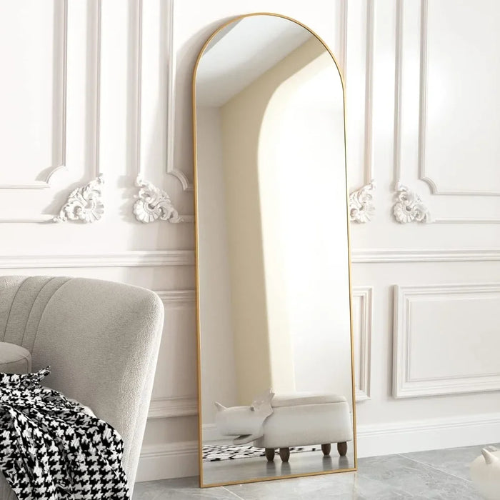 Free-Standing Full-Length Mirror in Arched Golden Metal Frame