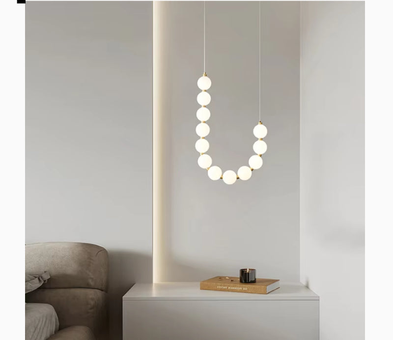 Flühli | Gentle Pearl Necklace LED Pendant Light