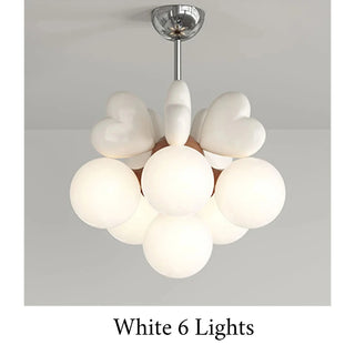 Modern Nordic-style heart-shaped chandelier