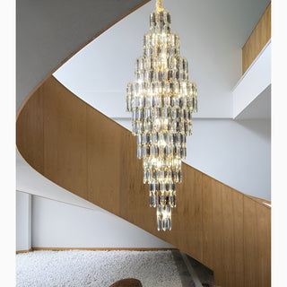 Saint-Cézaire-sur-Siagne | Stunning Large Crystal Chandelier