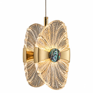 Baiardo pendant light on a white background