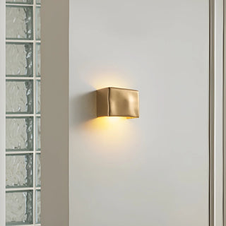 Gold wall-mounted light fixture 