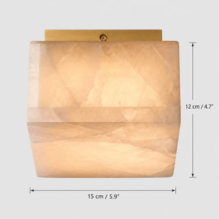 Quadara dimension diagram: 15 cm / 5.9 inch square, 12 cm / 4.7 inch height, brass bracket