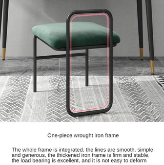 Modern Simple Stool Made of Iron image | luxury furniture | luxury stools | luxury iron stools | luxury decor | home decor