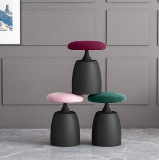 Modern Luxury Colorful Ottoman image | luxury furniture | luxury ottomans | modern ottomans | colorful ottomans | home decor