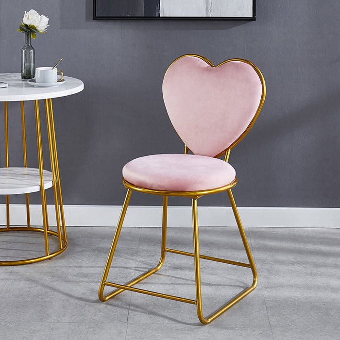 Heart Shaped Wrought Iron Light Luxury Backrest Chair image | luxury furniture | heart shaped furniture | home decor