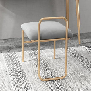 Modern Simple Stool Made of Iron image | luxury furniture | luxury stools | luxury iron stools | luxury decor | home decor