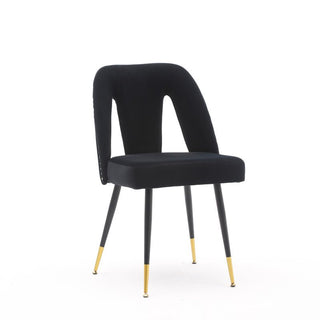 Velvet dining chair in velvet with black metal legs for the dining room