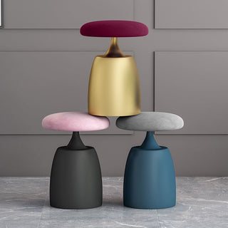 Modern Luxury Colorful Ottoman image | luxury furniture | luxury ottomans | modern ottomans | colorful ottomans | home decor