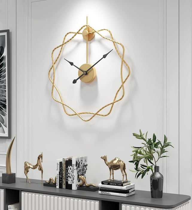 Modern-Designed Large Silent Hanging Clock Gold