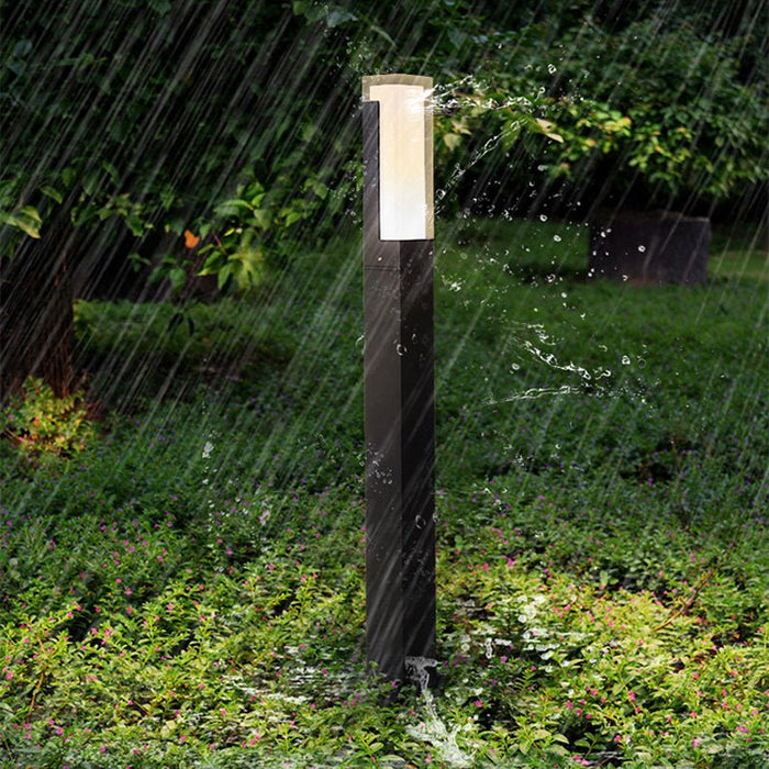 MIRODEMI® Waterproof Lawn Street Light Made in Aluminum and Acrylic image | luxury lighting | street lamps | lawn lamps